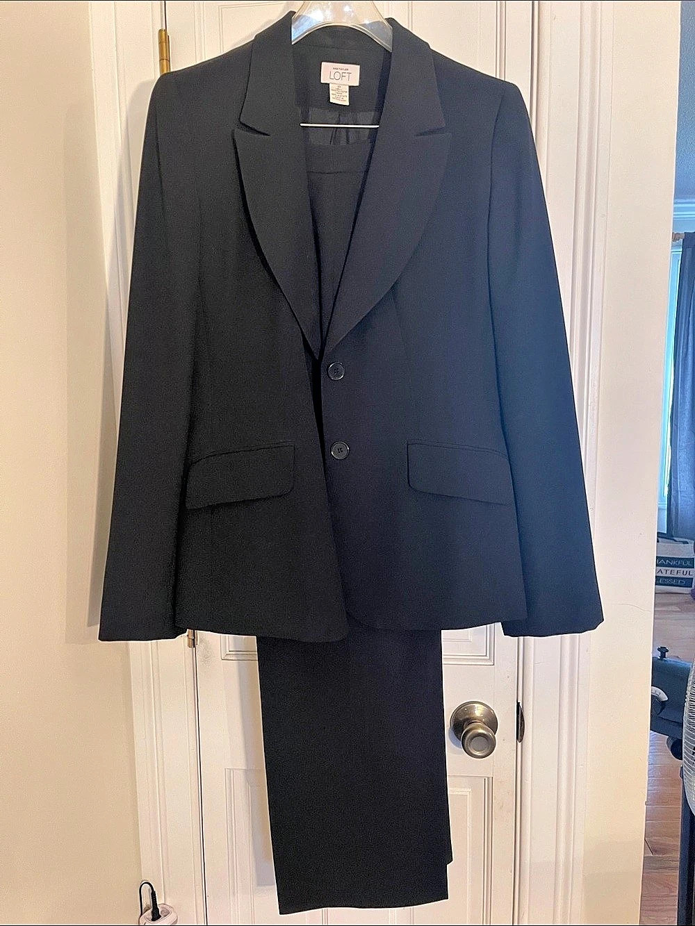 Ann Taylor LOFT Women's Dark Blue Pantsuit Size 10 Like New